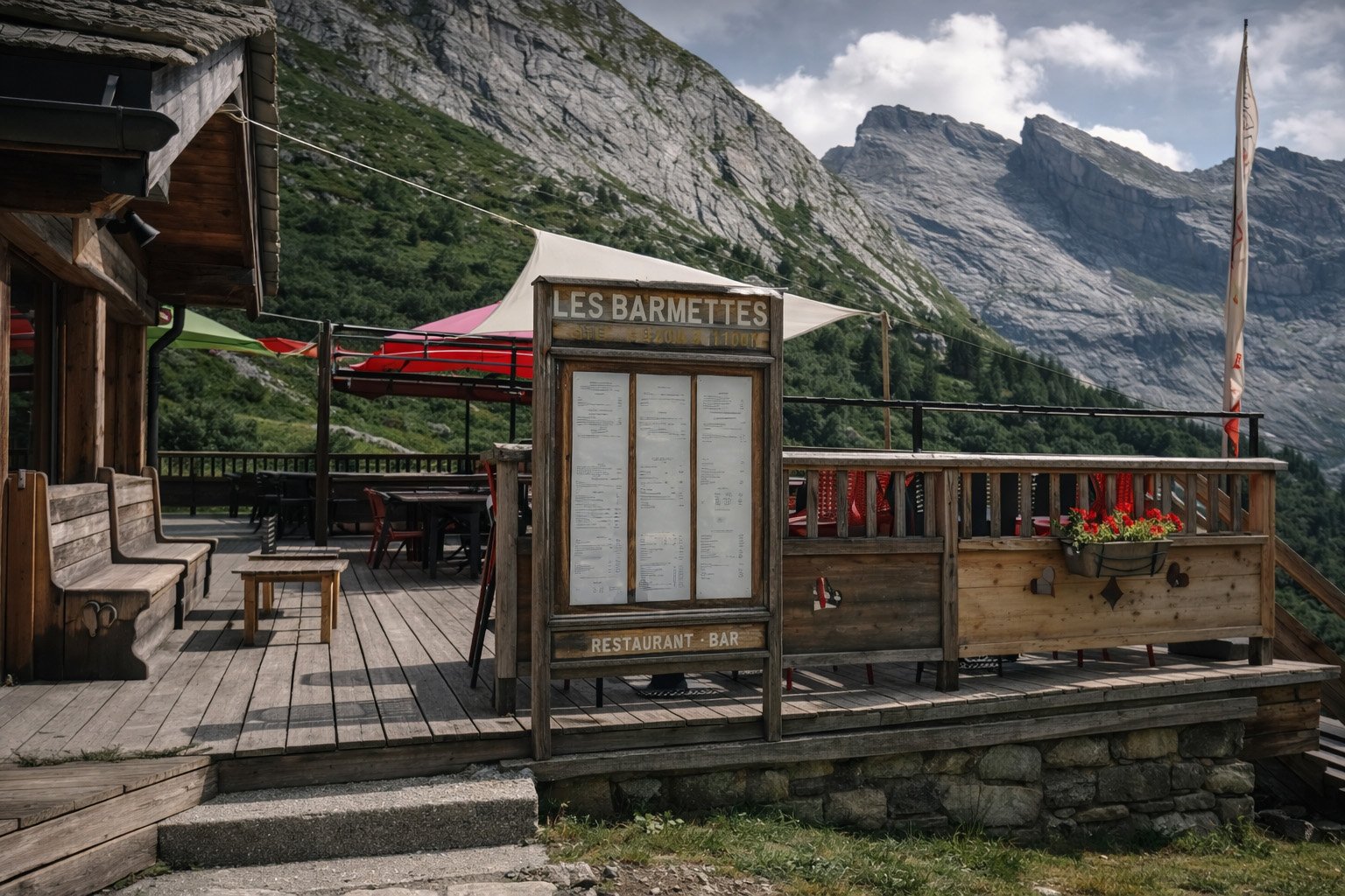 Terrasse refuge des Barmettes Vanoise